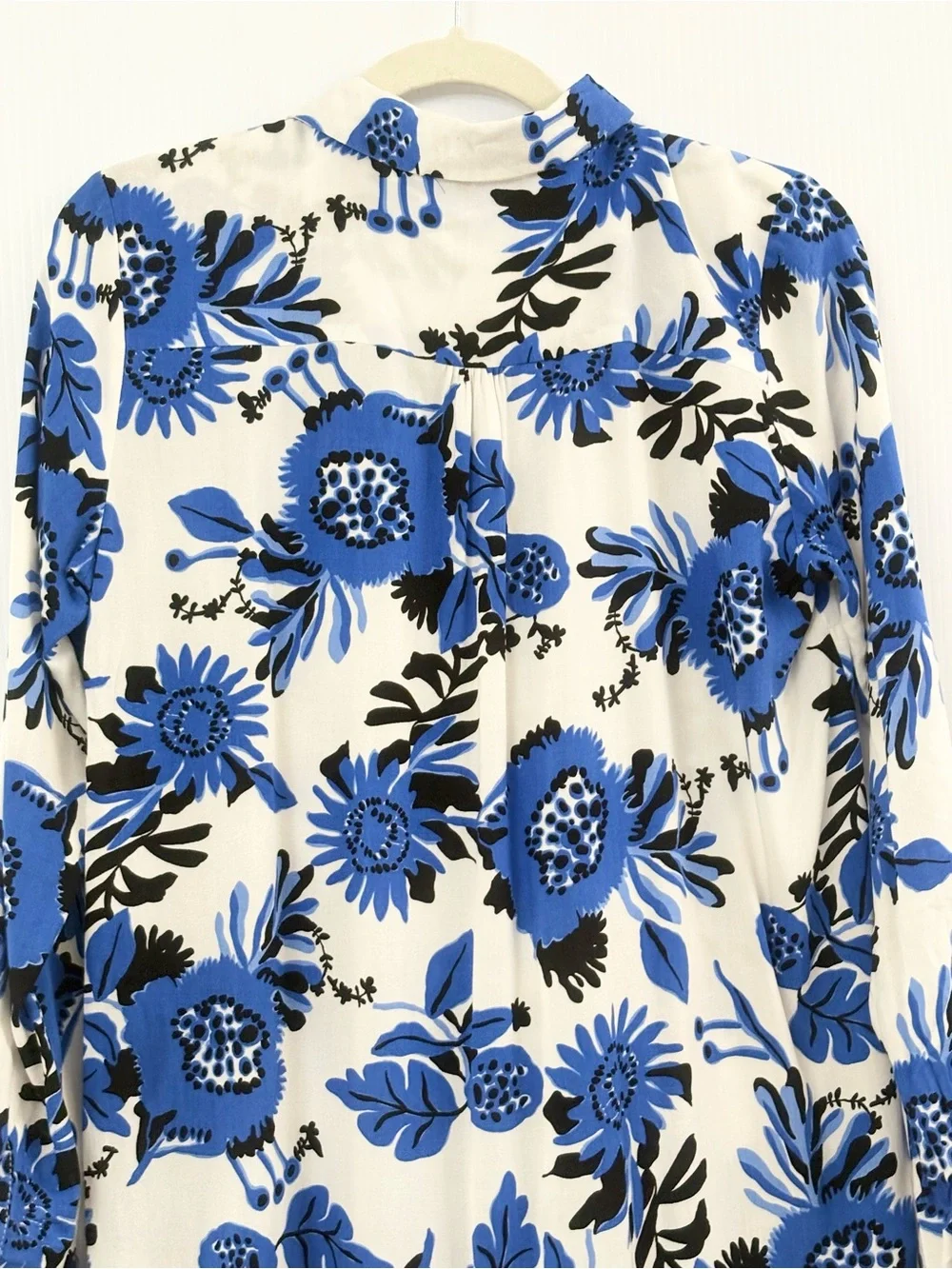 Milano Italy White Dress with Blue and Black Floral Print Long Sleeves Size 36